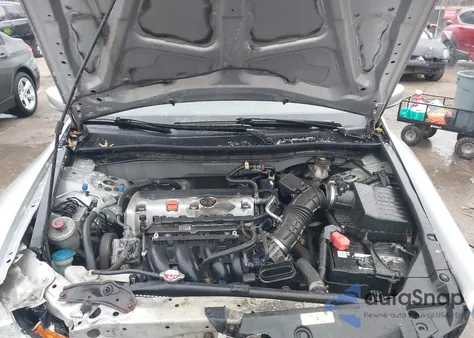 2011 Honda Accord 2.4 Lx-P из США, поврежденный, VIN 1HGCP2F4XBA126038